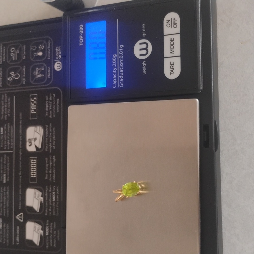 14 K Gold Peridot Pendant - Picture 9 of 9